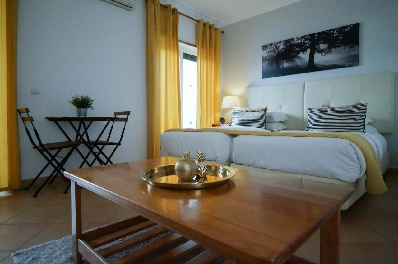 Oasis Beach Apartments Praia Da Luz ภายนอก รูปภาพ