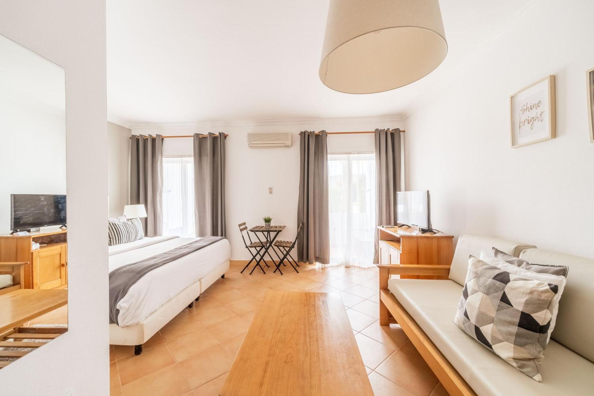 Oasis Beach Apartments Praia Da Luz ห้อง รูปภาพ